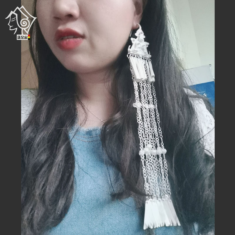 Cool Mountain Bugging Yi Group Earrings Long stream Su pure silver pure handmade ethnic wind ear decoration Ancient Bohemian Wind Earrings