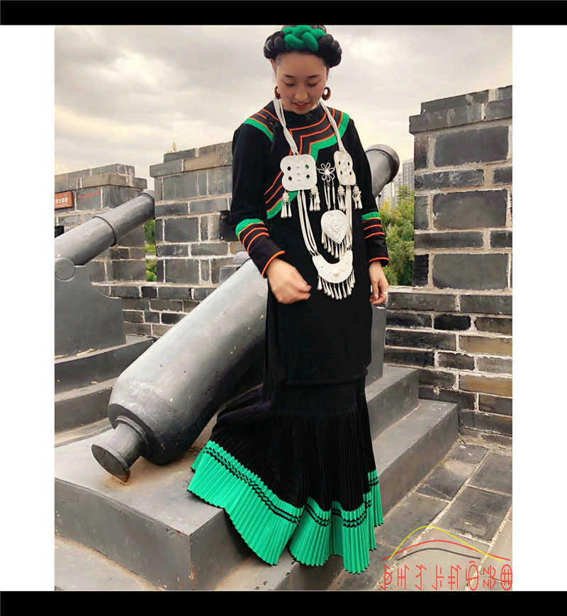 Yi Yi dress suit of the national dress stage with green cotton tops dress