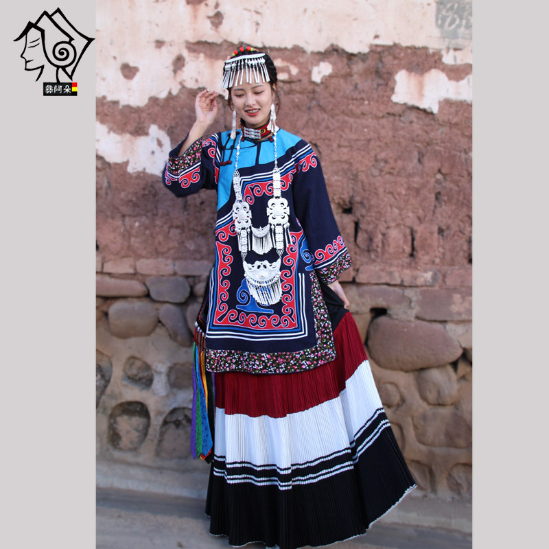 Cool Mountain Yi Traditional Dress Women Suit Dressage retro National Wind Custom Wedding Photography Cotton Linen Handmade Embroidery