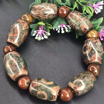 Old Agate old beads three-eyed beads bracelet Old beads hand string Hand jewelry Antique miscellaneous antique jade collection