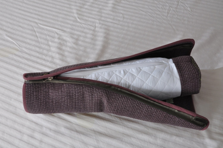 Подушка 韩国进口水洗棉纯色绣花颈椎枕定型枕护颈枕软管腰靠枕长45直径10