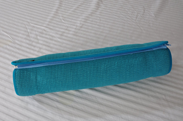 Подушка 韩国进口水洗棉纯色绣花颈椎枕定型枕护颈枕软管腰靠枕长45直径10