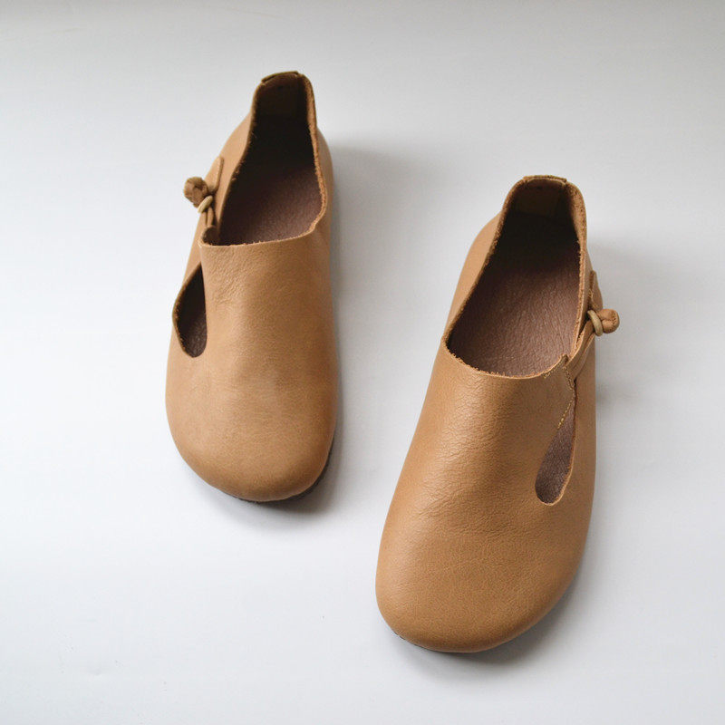 A feet of leather soft flat shoes female Senshine Literature and Art Original Chinese Fenghai Retro Large Woman's Shoes Foreign Trade Original