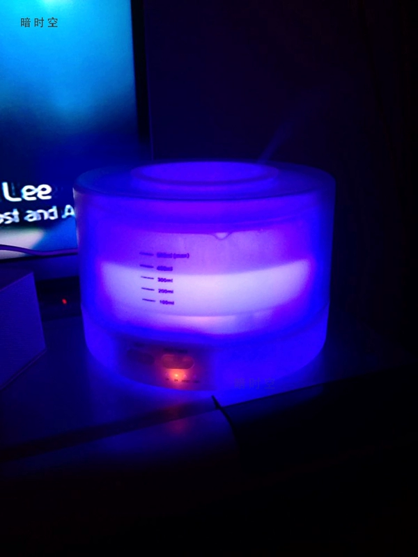 Điều khiển từ xa đầy màu sắc plug-in tinh dầu máy hương liệu công suất lớn văn phòng nhà im lặng máy làm ẩm không khí tùy chỉnh quà tặng máy phun sương làm mát mini