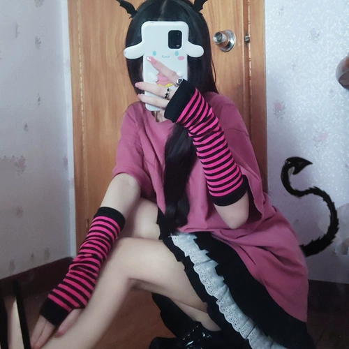 Harajuku Millennial Hot Girl Tuku Пятница Полоса