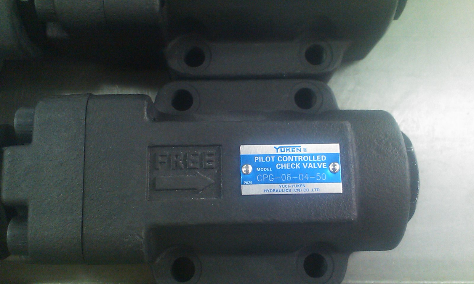 YUCKEN hydraulic valve elm oil research YUKEN liquid control backstop valve CPDG-03 06 10 pressure-pressure valve check