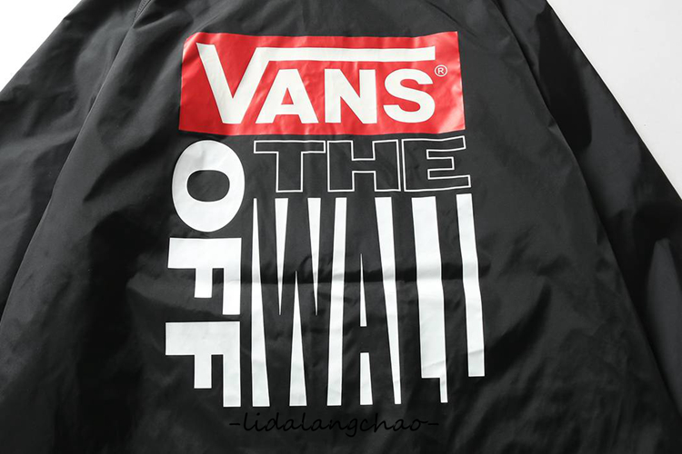 [Điểm sóng lớn] 19 áo khoác mới dành cho nam Vans Fansi ve áo màu đỏ đen VN0A3TWRBLK - Áo khoác thể thao / áo khoác áo khoác thể thao nam