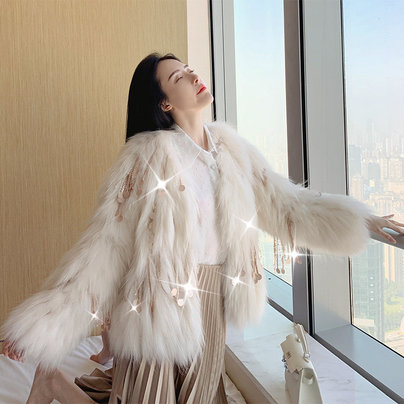 Winter new raccoon dog fur caravan leather straw jacket female short fox fur woven hair wool big coat sequin flow Su