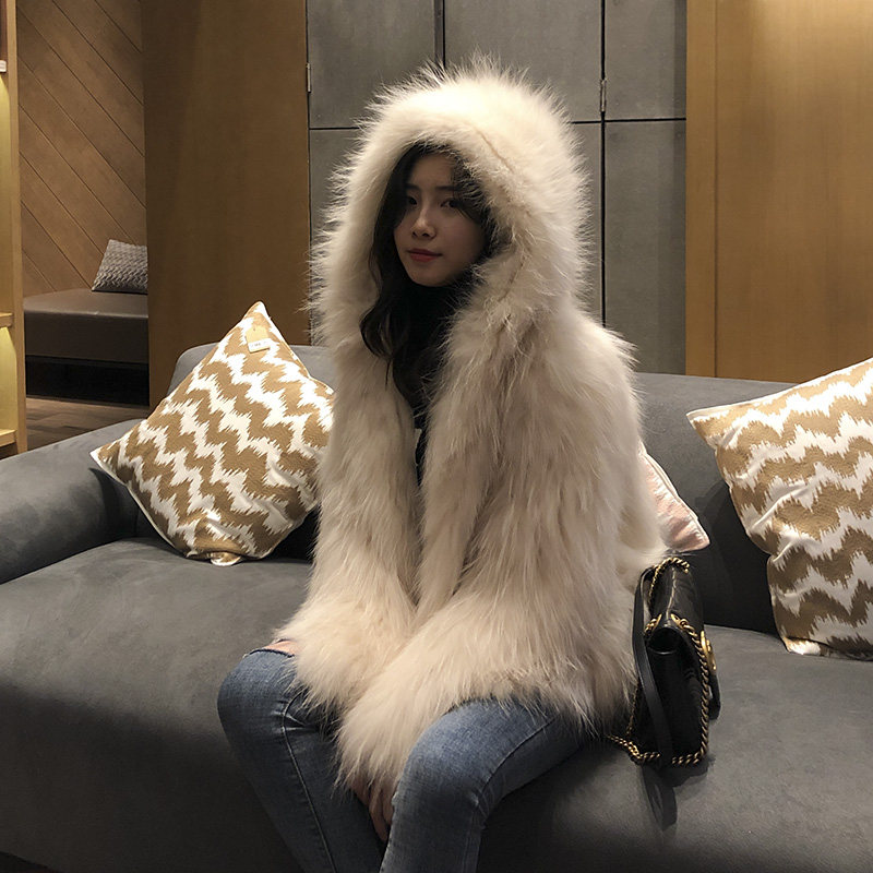 Imported raccoon fur grass coat hooded women's 2020 new short mesh red white wool coat weaving