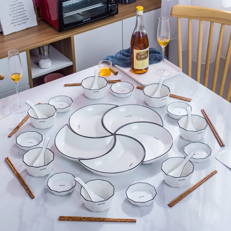 Trendy Moon-Shaped Plate Set, Nordic-Style Home-Use Dinnerware, Reunion Ceramic Plates, Creative Presentation Bowls Trendy Moon-Shaped Plate Set, Nordic-Style Home-Use Dinnerware, Reunion Ceramic Plates, Creative Presentation Bowls