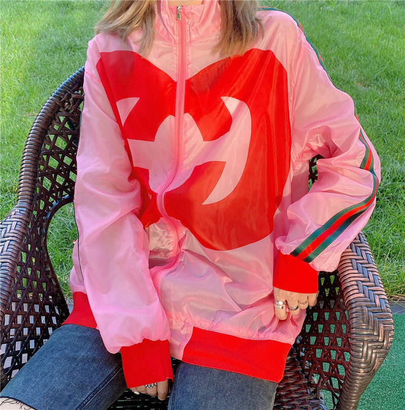 European 2020 new alphabet sunscreen coat female Han edition loose fashion and long sleeve sunscreen tide