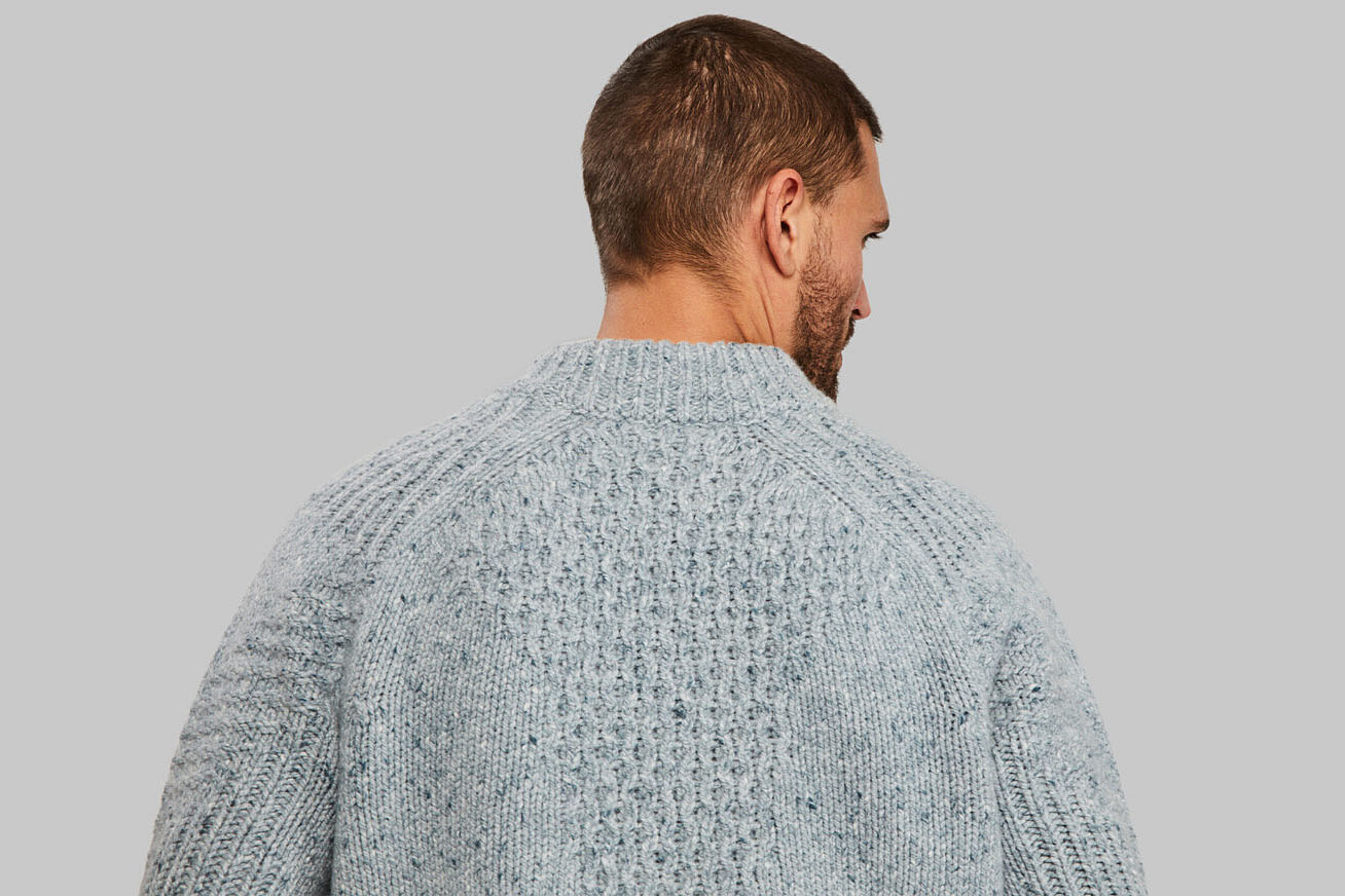 Cashmerenodsweater_blue_2752_17-2000x872.jpg