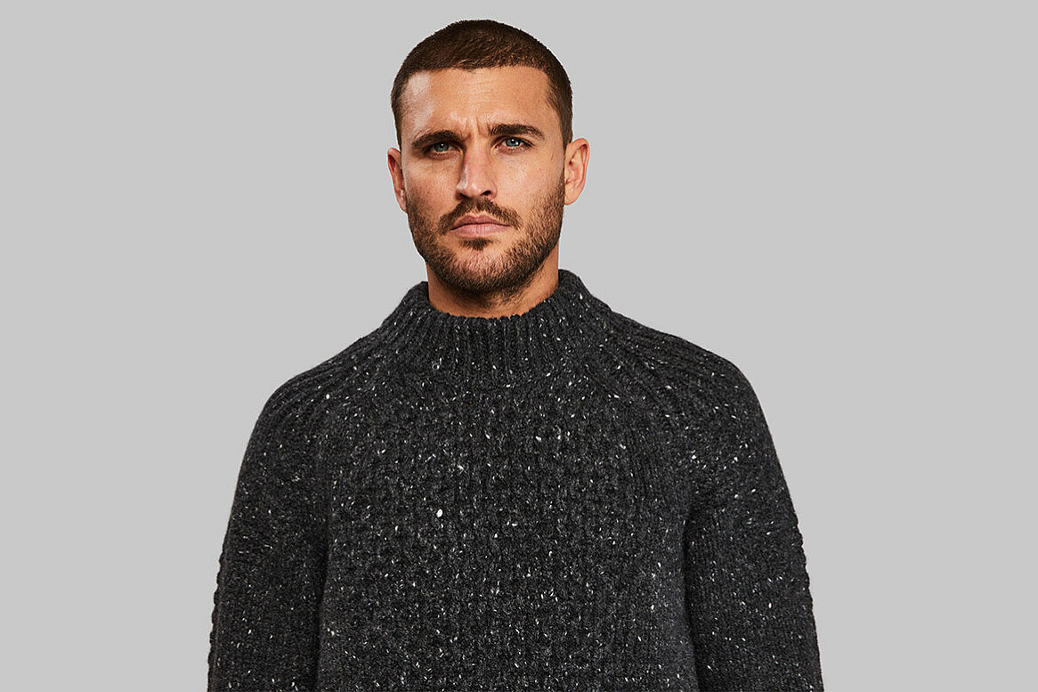 Cashmerenomassweater_black_1378_08-1-1376x777.jpg