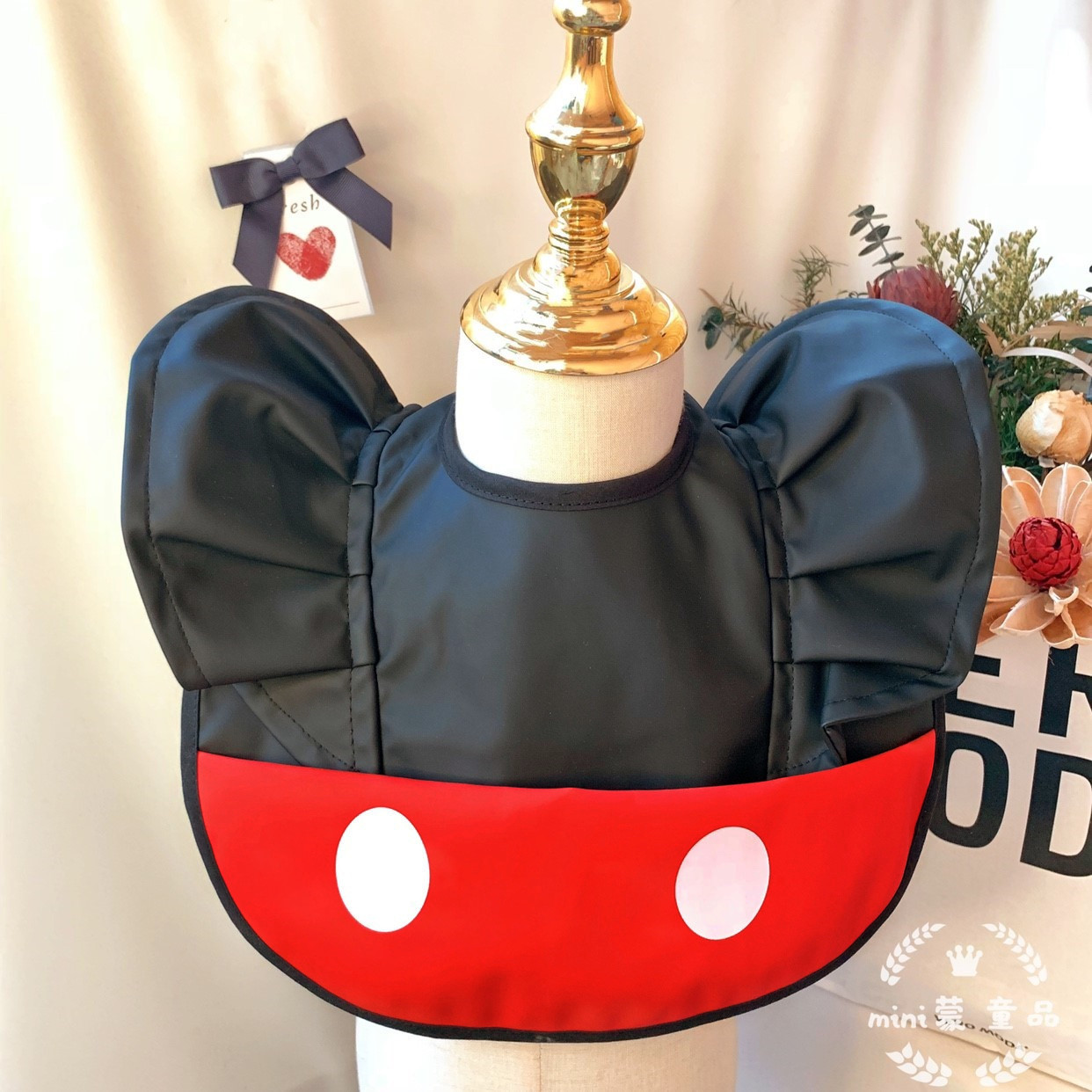 ins Han version baby wings eating surrounding pocket baby stereoscopic lace bib for children's side food pocket waterproof spat