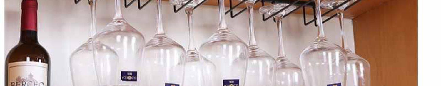 Бокал, держатель для стакана, система хранения  