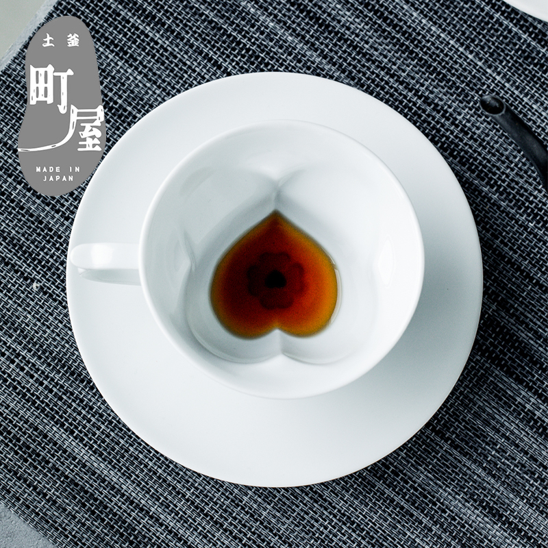 Japanese Original Tada Ceramics Arita-Yaki Coffee Cup, Black Tea Cup and Saucer Gift Box Set, Creative Birthday Gift Cup Japanese Original Tada Ceramics Arita-Yaki Coffee Cup, Black Tea Cup and Saucer Gift Box Set, Creative Birthday Gift Cup