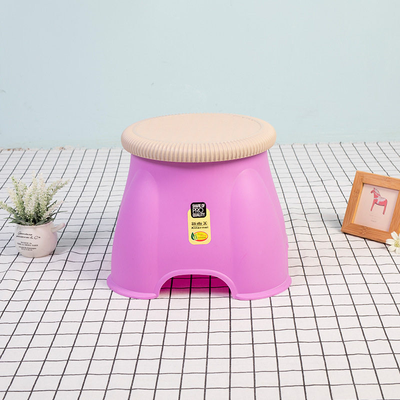 Direct thickened plastic mushroom stool creative children's kindergarten baby stool chair new