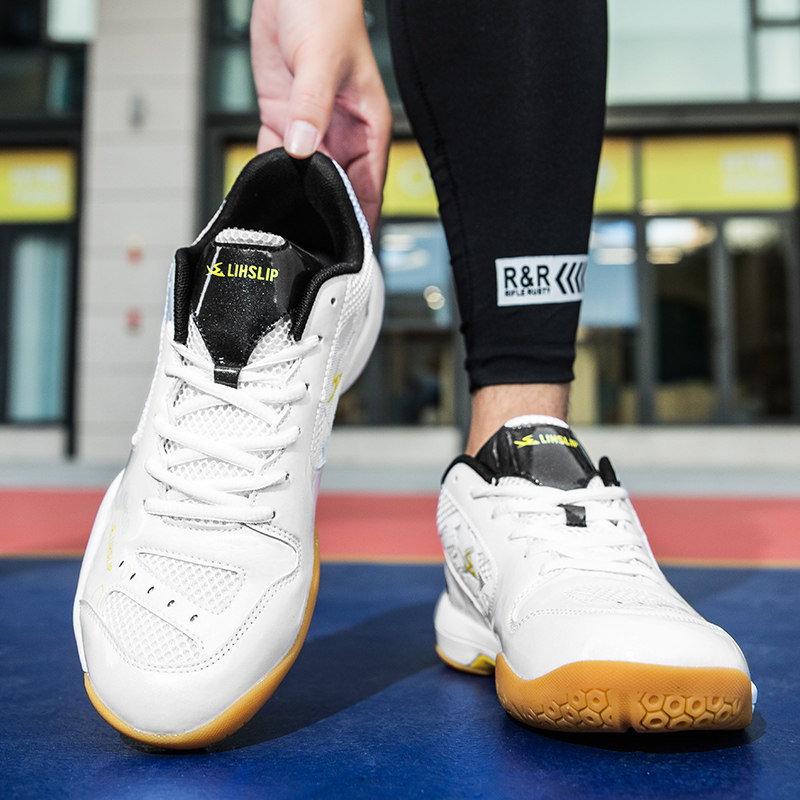 Кроссовки для волейбола 专业打排球鞋女学生防滑耐磨透气运动训练鞋拔河鞋轻便气排球 Medaron