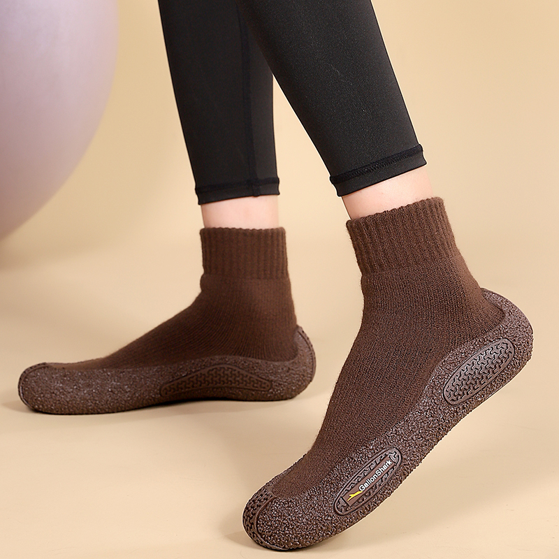 Goron Shark Autumn and Winter Adult Silent Non-Slip Thickened Soft-Soled Home Plush Warm Insulation Shock-Absorbing Floor Socks Shoes Goron Shark Autumn and Winter Adult Silent Non-Slip Thickened Soft-Soled Home Plush Warm Insulation Shock-Absorbing Floor Socks Shoes