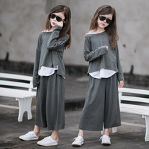 Girls spring suit foreign style 2021 New Net Red childrens wear three-piece set of big girls spring and autumn T-shirt wide leg pants