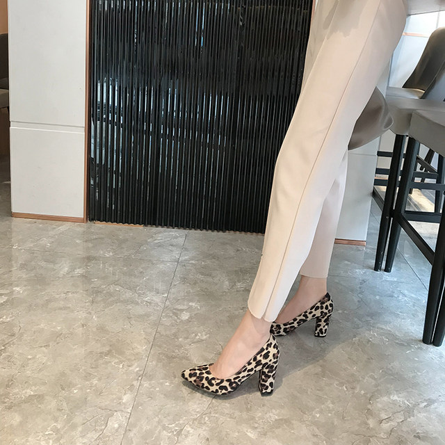 Leopard print fat feet large size thick high heels women's thick heels plus fat enlarged women's shoes fat feet wide feet thick single shoes women's widened mm