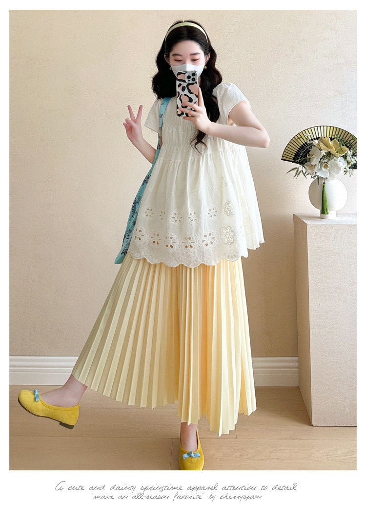 Maternity Summer Outfit 2026 New Style for Pregnant Moms, High-End Lace Top and Pleated Skirt Two-Piece Set for Summer — 9