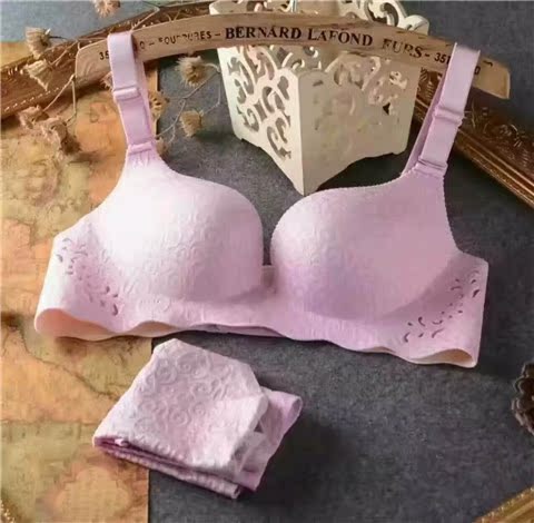 Đơn giản Jacquard Queen Một mảnh vải tổ ong liền mạch rỗng ra mà không có vành tinh tế hoa văn sóng siêu mỏng áo lót học sinh