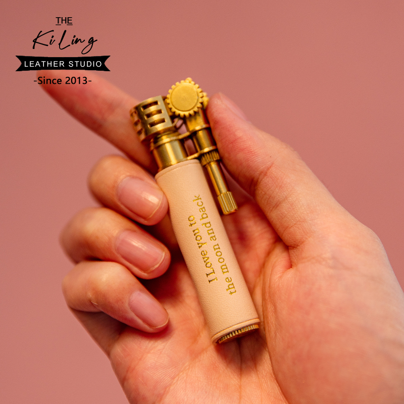 KiLying little gold tube lighter lady upscale small fine mesh red high face value good looking Mini retro lipstick