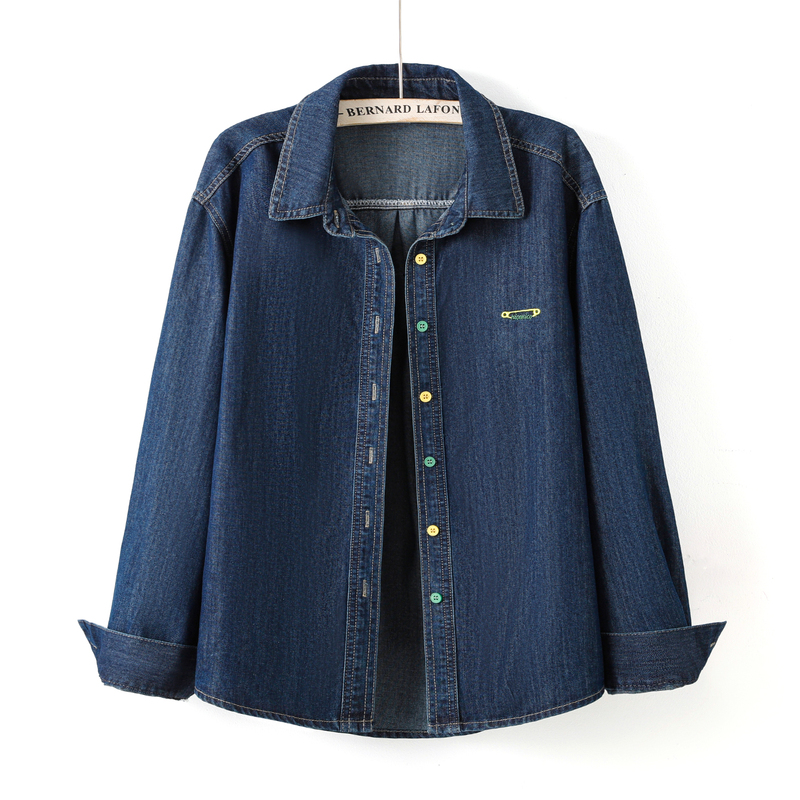 European Style Korean Denim Shirt Jacket for Women, Spring and Autumn, with Colorful Button Decoration, Suitable for Outerwear or Layering