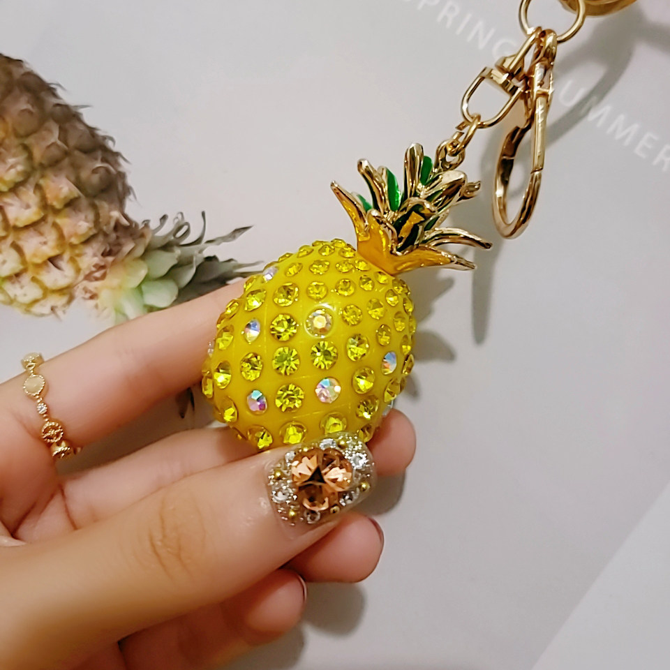 Creative idyllic series resin cute fruit pineapple key buckle car keychain pack hang