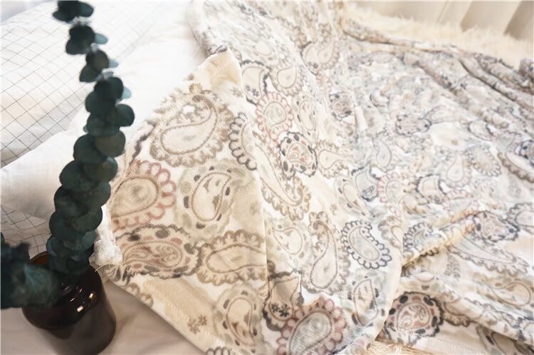 Xuất nhỏ in flannel chăn thường văn phòng ăn trưa ngủ trưa chăn nhung san hô sofa chăn che chăn đơn - Ném / Chăn chăn nỉ dày mùa đông