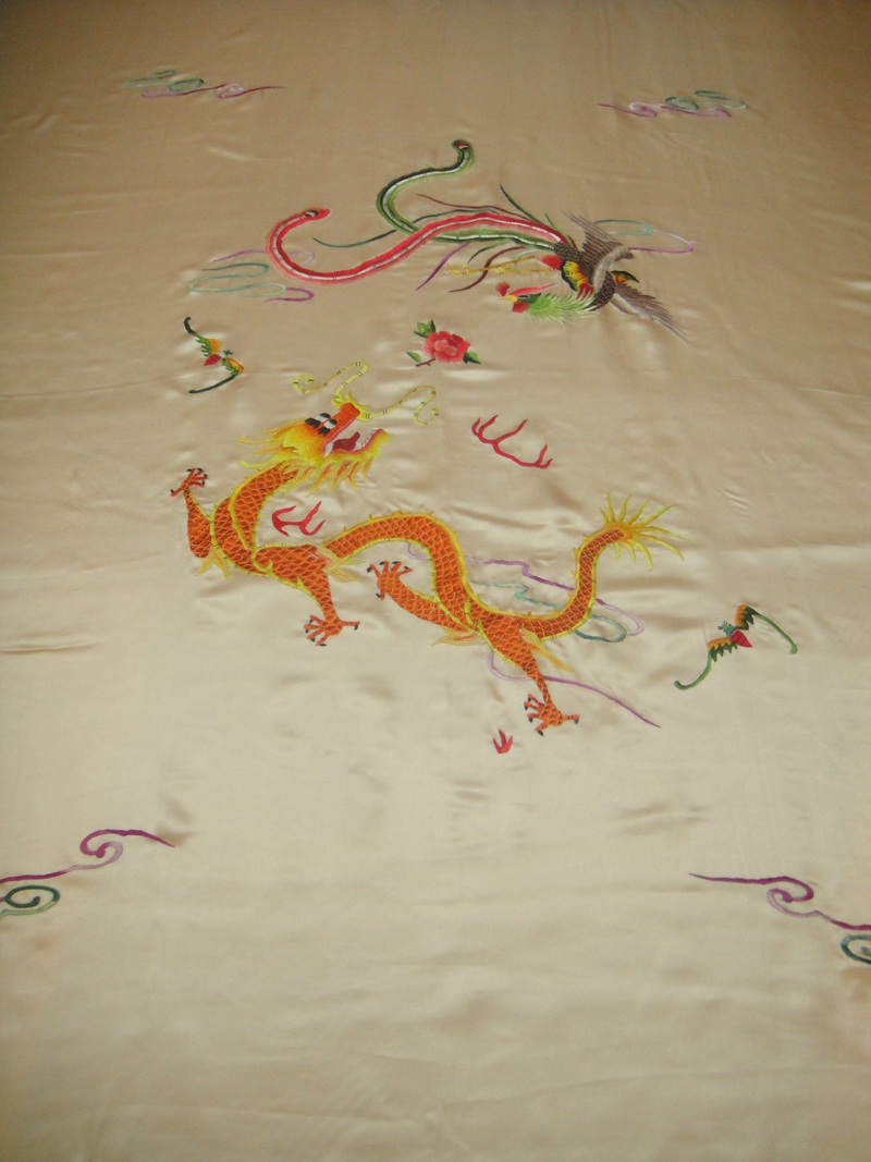 Đám cưới lụa chăn lụa charmeuse thêu tay lụa chăn bông chăn rồng và phượng hoàng trong hôn nhân - Quilt Covers chăn lạnh mùa hè
