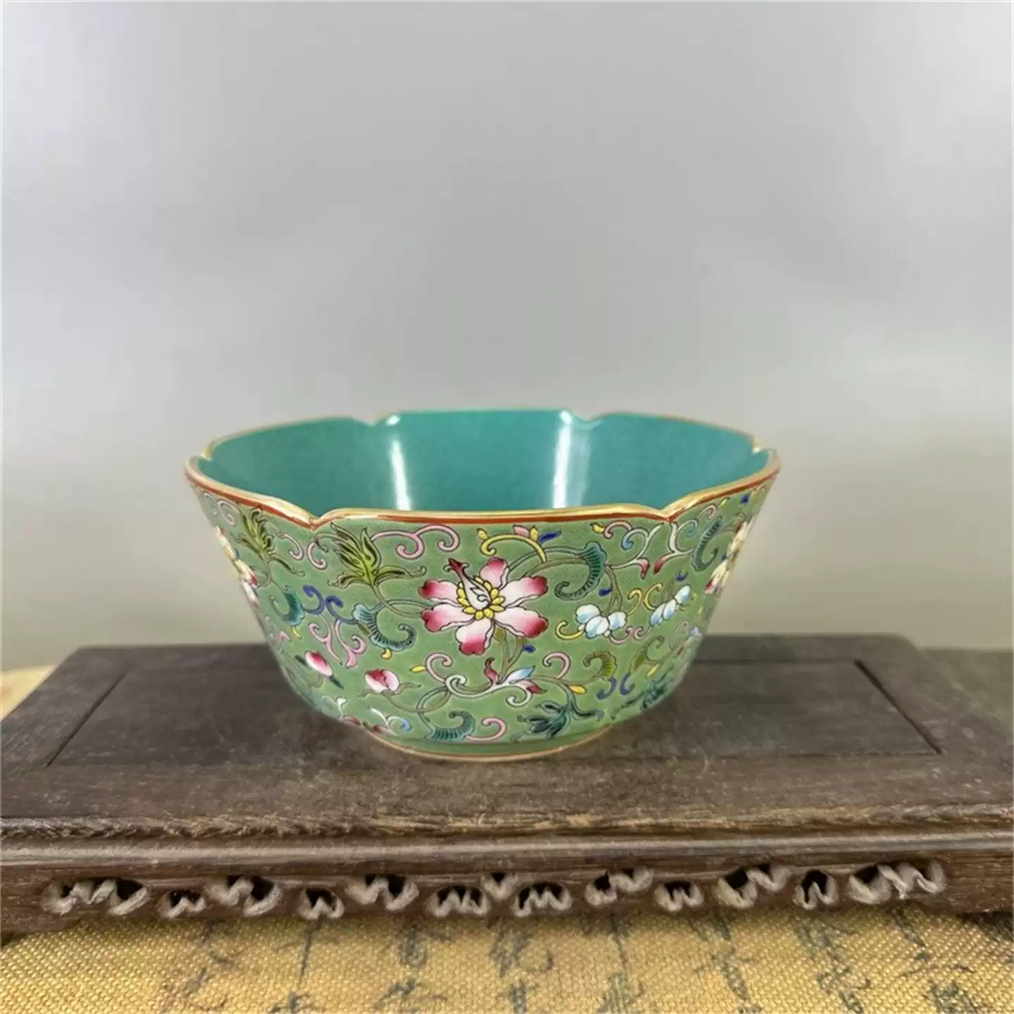 民国福建会馆游长子造重工粉彩送财弥勒佛雕塑古瓷器厂货古玩收藏