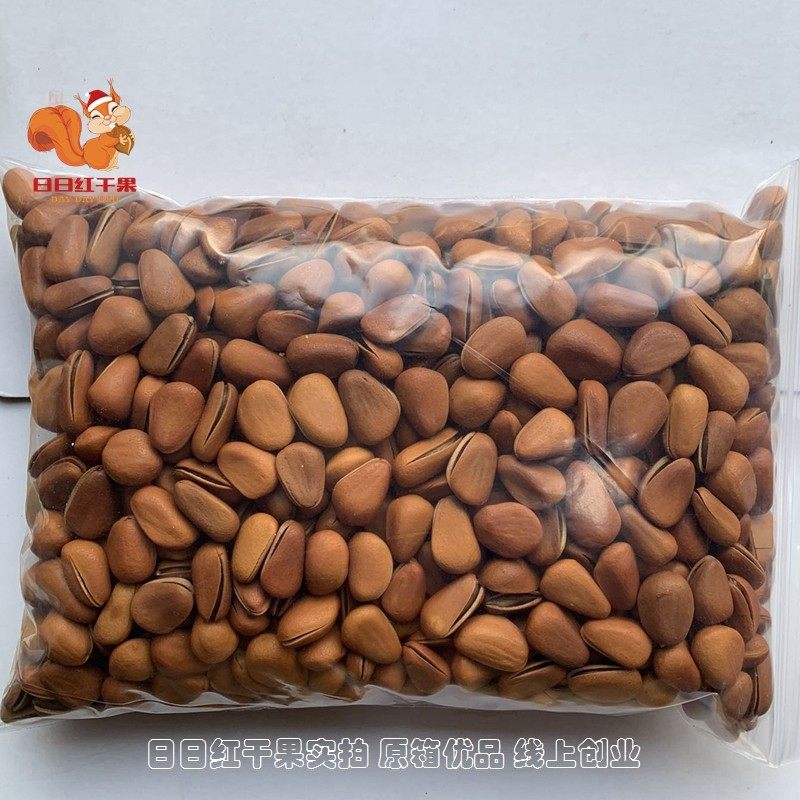 500 grams of large Northeast black pine nuts, fried and deep-fried