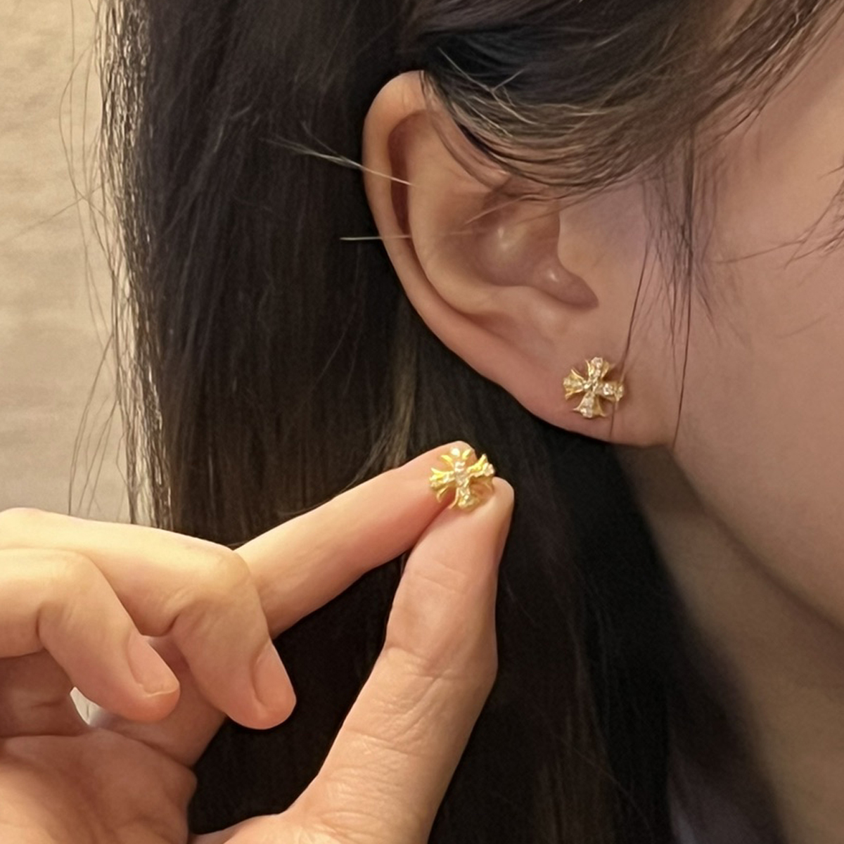 吉盟珠宝999足金点钻耳钉：国风美学的新中式耳饰艺术