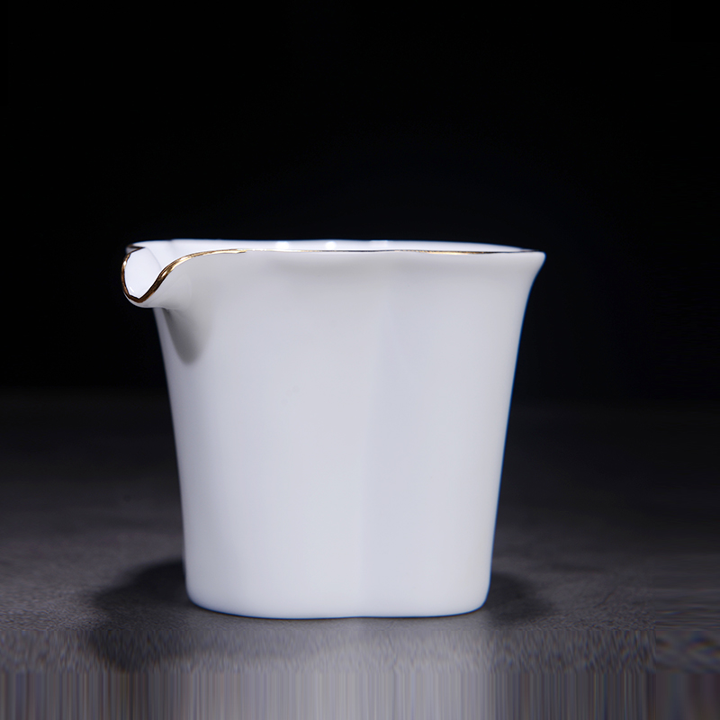 Jingdezhen kung fu tea accessories white porcelain ceramic fair keller points tea is tea cups fair cup work way