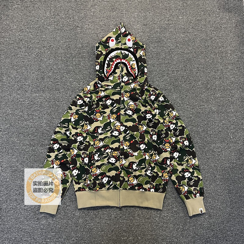 Bape Classic Camouflage Shark Autumn Hooded Sweatshirt Men's Youth Cardigan Zipper Jacket Loose Fit for Students and Women