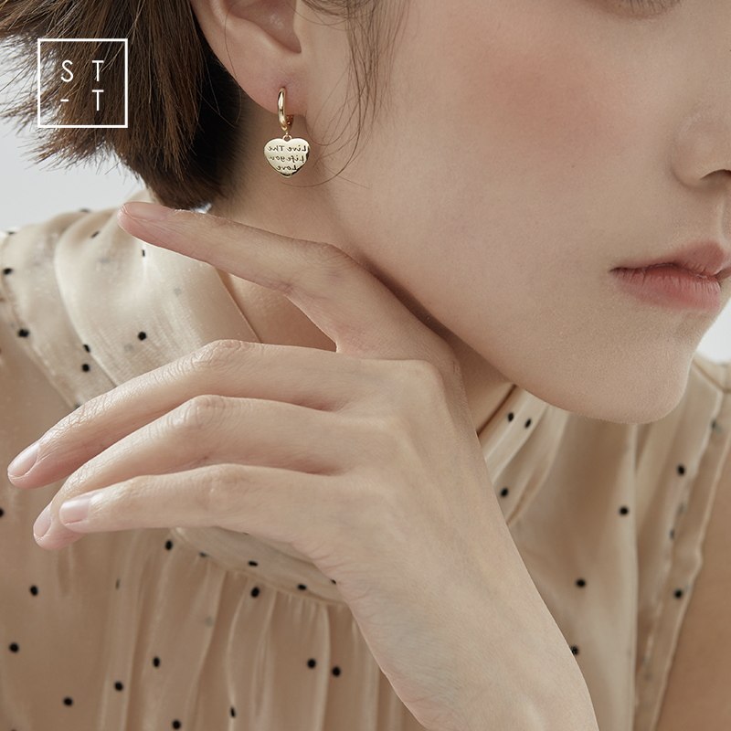 Mrs. Shen S925 Pure silver Japan-ROK Temperament Pendant Ear Button Female female Sweet Letters Rose Gilded Ear Accessories