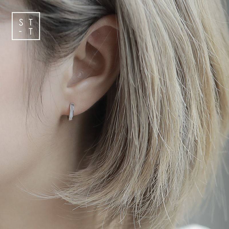Mrs. t Shen S925 sterling silver ear needles that do not need to be picked for sleeping female Japanese Korean personality simple round ear buckle students