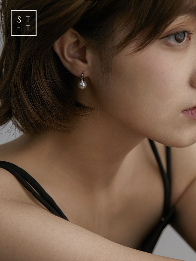 Mrs. Shen S925 pure silver Japan-ROK brief synthetic pearl earrings female students little fresher art fashion ear ornaments