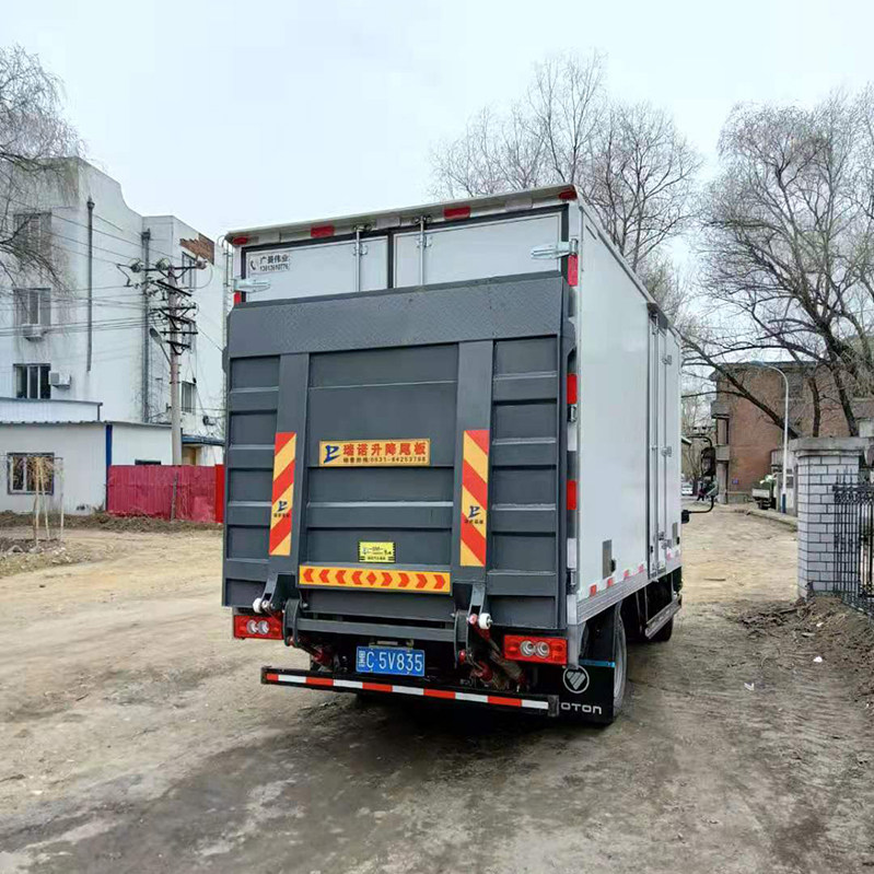 4 m 2 wagon vertical lifting tail plate changed container hydraulic electric lifting platform car loading and unloading tailboard