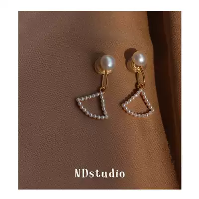 ND earleless geometric painless silicone natural pearl earrings small and exquisite advanced sense mosquito coil ear clip