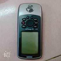 Garmin Map76 handheld GPS without battery cover and no power