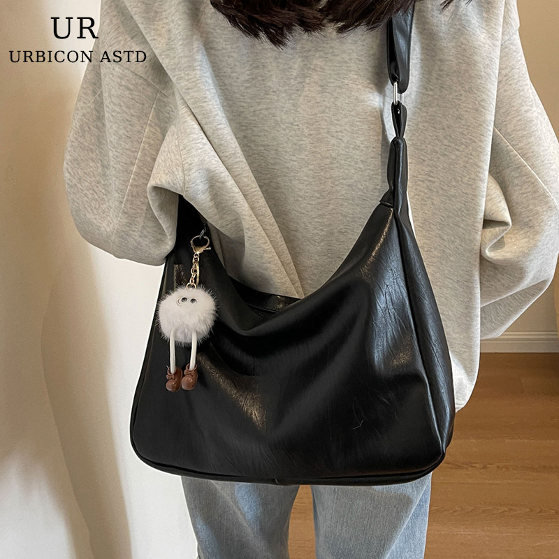 Женская сумка большой емкости, новинка 2025 года, осенне-зимняя супер-пожарная сумка-мессенджер, высококачественная легкая роскошная нишевая сумка-тоут для пригородных поездок