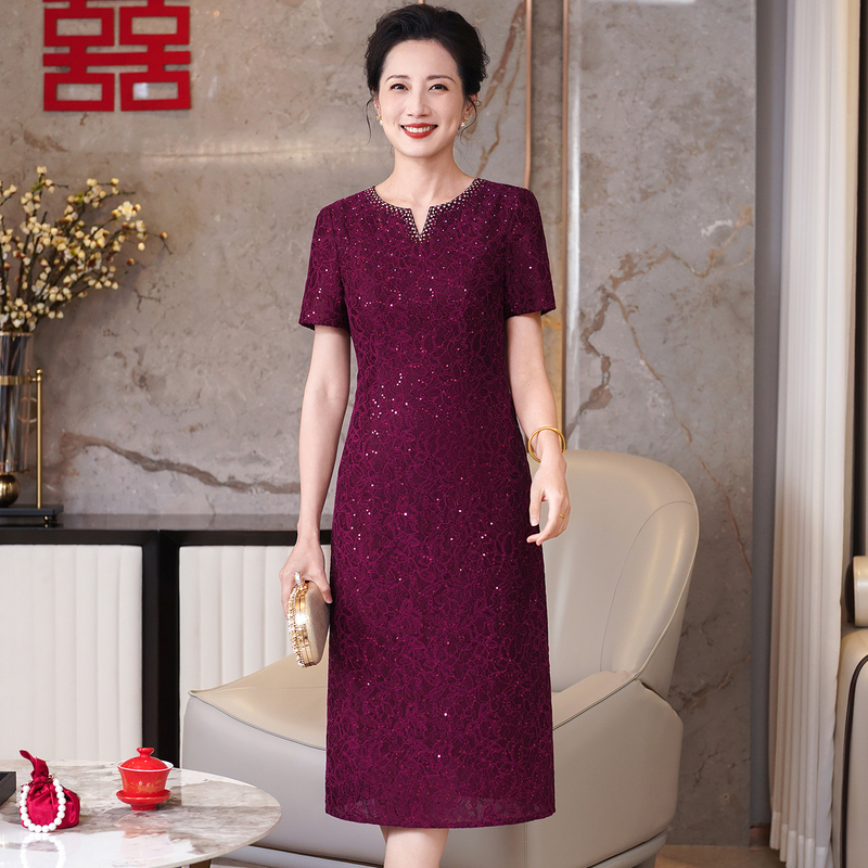 Young Version of the Mother-In-Law Dress 2026 New Brand Wedding Cheongsam Mother's Wedding Banquet Outfit High-End Luxury Dress