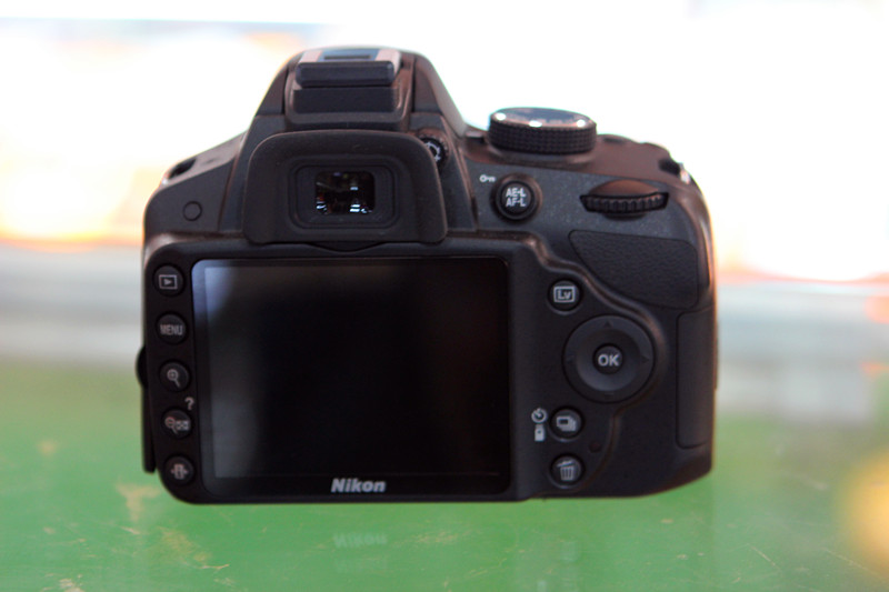 Nikon D3200 sleeve machine 18-55VR more than two thousand W pixel tourist scenery portrait