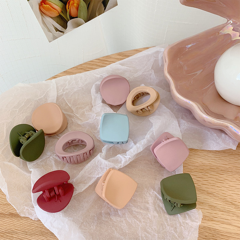 Korean short hair small hair clip cute grab clip Adult bangs clip Small mini grab clip hair clip fashionable spicy mom hair clip