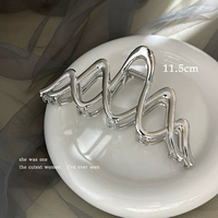 Волнистая заколка-крабик