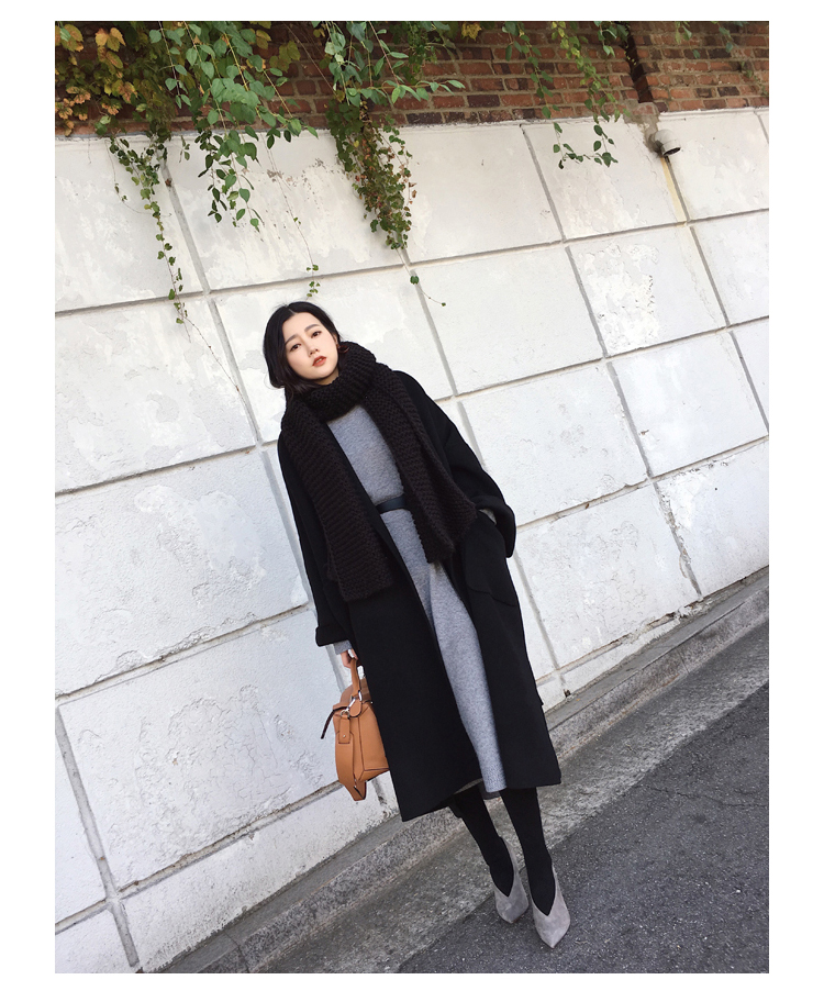 Áo khoác len màu đen nữ mùa đông dài trên đầu gối quai bóng hình đôi áo len cashmere làm bằng tay áo khoác nữ form rộng