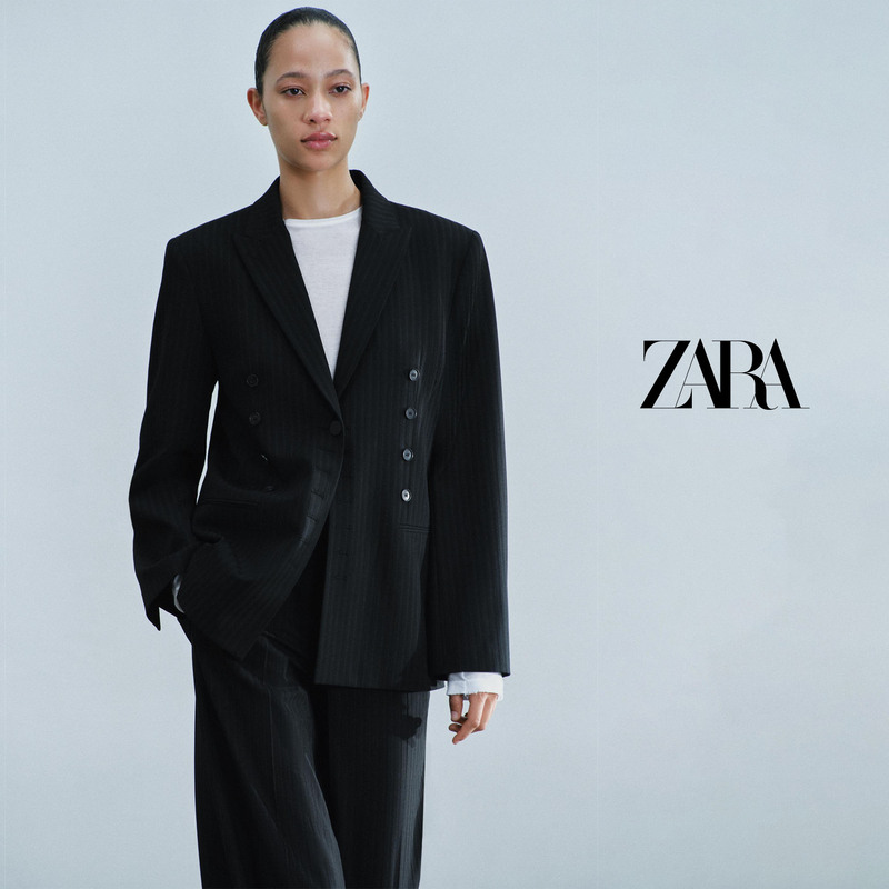 Direct Shipping Purchase of Zara Striped Blazer for Women, Loose Fit, Long Sleeves, Back Slit, Suitable for Work, Paired with Straight-Leg Trousers Direct Shipping Purchase of Zara Striped Blazer for Women, Loose Fit, Long Sleeves, Back Slit, Suitable for Work, Paired with Straight-Leg Trousers